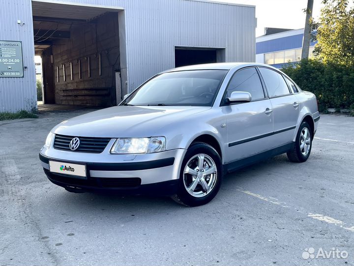 Volkswagen Passat, 2000