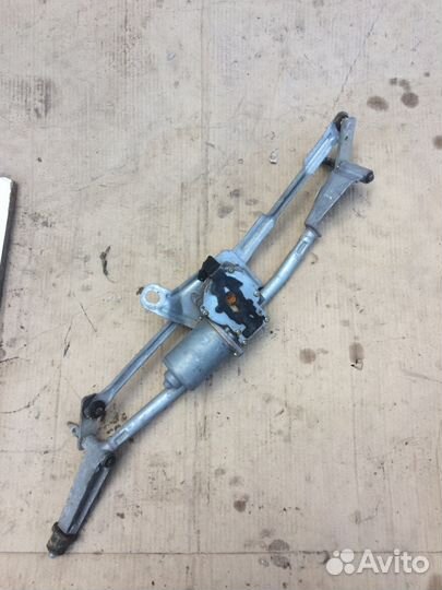 Трапеция стеклоочистителей Volvo S80 (1998