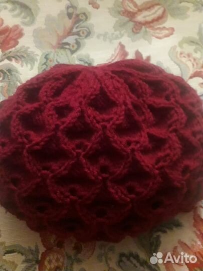 Берет женский вязаный