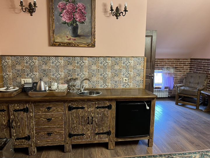 Комната 20 м² в 4-к., 2/2 эт.