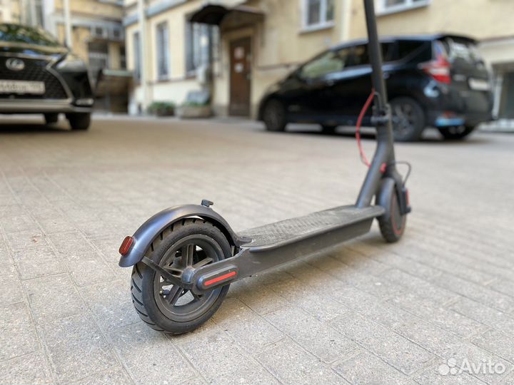 Электросамокат xiaomi m365 pro