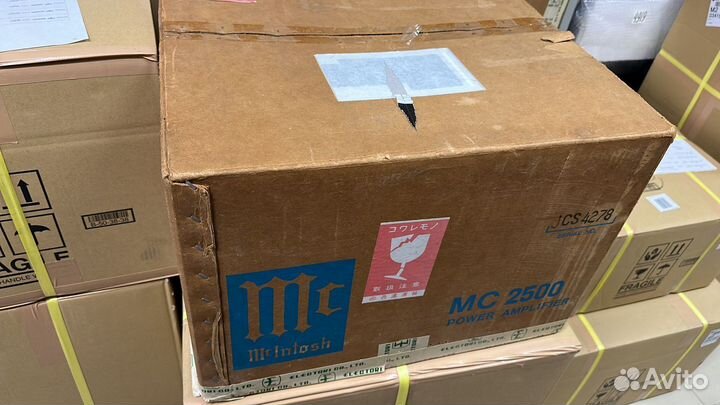 Усилитель McIntosh MC-2500