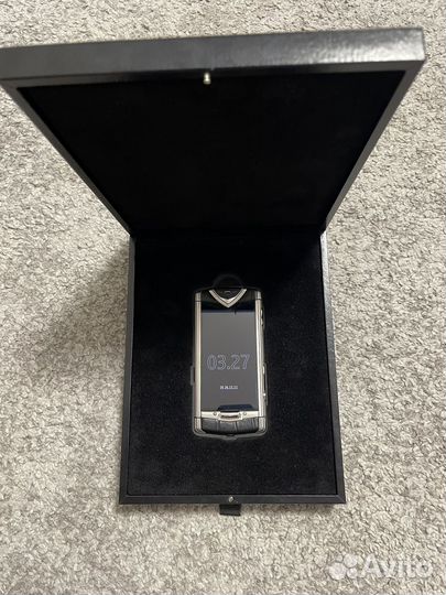 Vertu Constellation T нержавеющая сталь черная кожа аллигатора, 16 ГБ