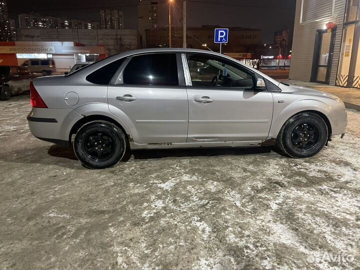 Ford Focus 1.6 AT, 2006, 200 000 км