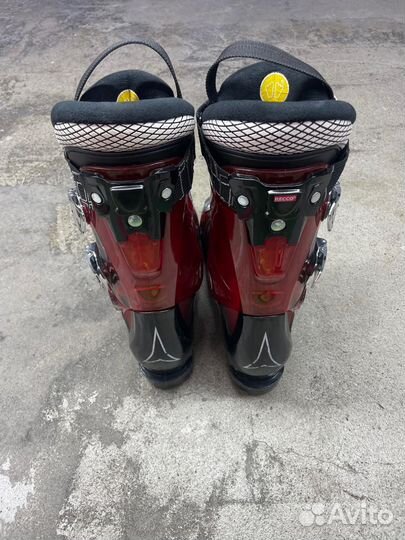 Горнолыжные ботинки 29.5см Atomic Hawx90x