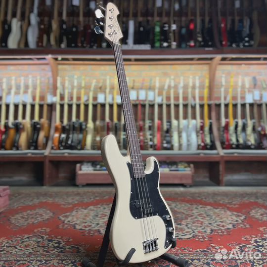 Бас-гитара J&D Guitars PB Precision Bass White
