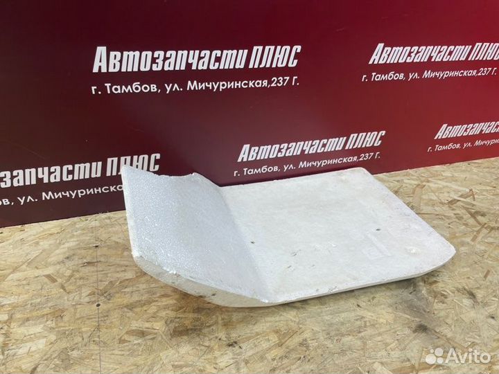 Шумоизоляция пола передняя правая Renault Logan