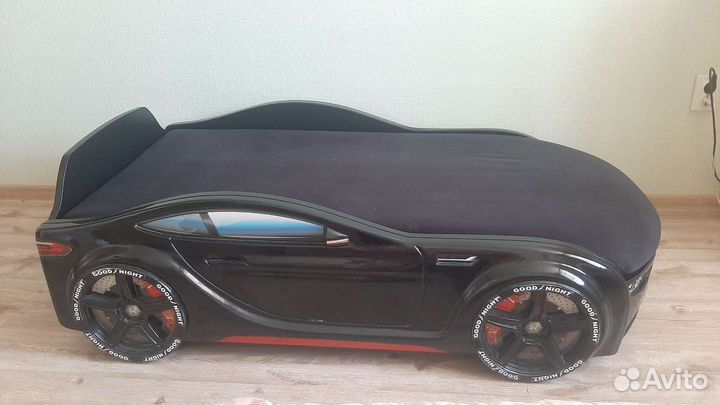 Кровать машина