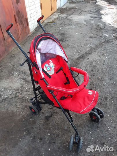 Прогулочная коляска