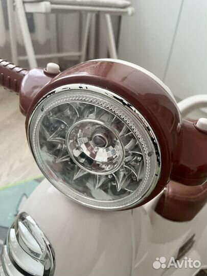 Беговел (детский мопед)