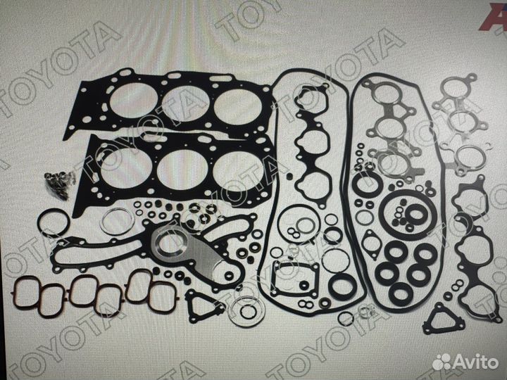 Комплект прокладок двигателя