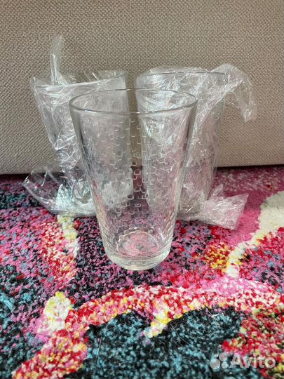 Стаканы и кружки