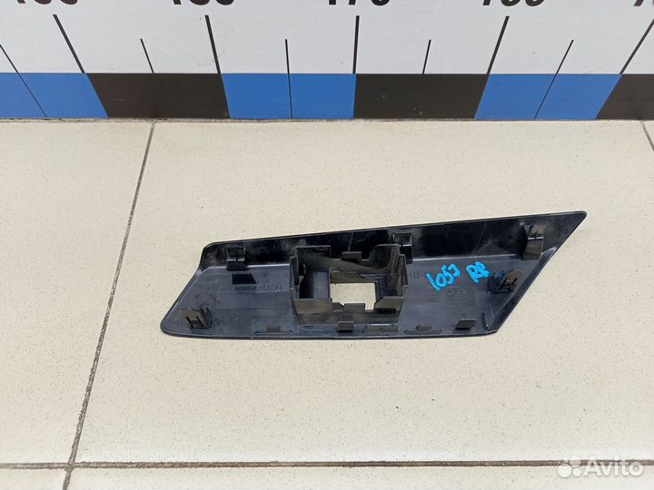 Накладка (кузов внутри) RAV 4 2013