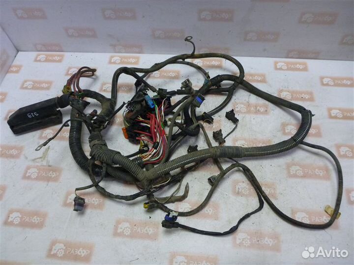 Проводка моторного отсека Renault Logan LS0G