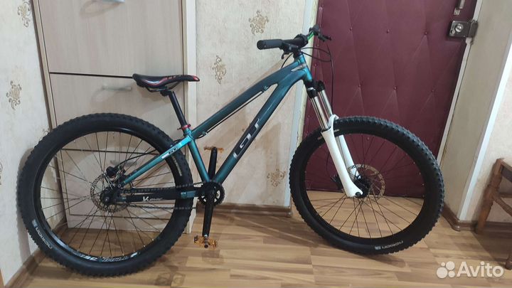 Велосипед GT