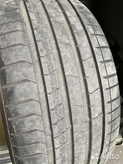 Pirelli P Zero 275/35 R22 и 315/30 R22 107Y