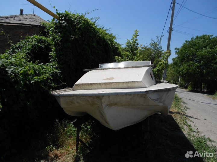 Продаю Катер