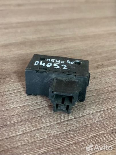 Кнопка стеклоподъемника peugeot 307