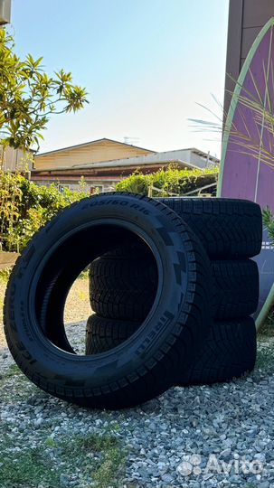 Pirelli Ice Zero 205/60 R16 96T