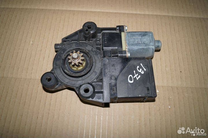 Моторчик стеклоподъемника Renault Scenic 3