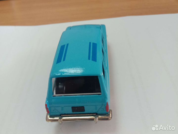 Модель автомобиля Москвич 426