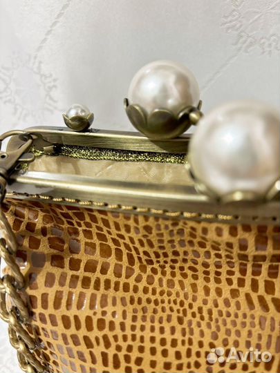 Сумка из натуральной кожи