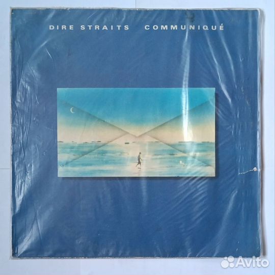 LP Dire Straits - Communiqué, Ладъ