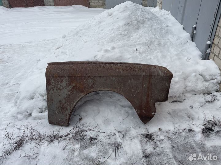 Крылья москвич 2140