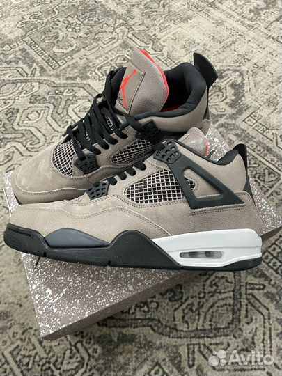 Кроссовки Air Jordan 4 Taupe Fauze