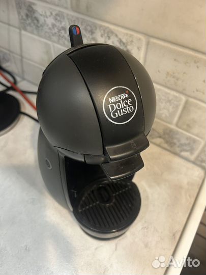 Кофеварка капсульная dolce gusto