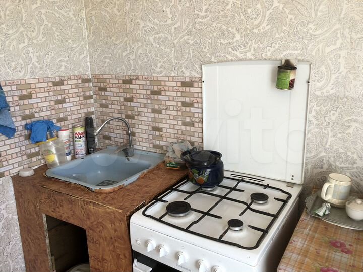 2-к. квартира, 46 м², 3/3 эт.