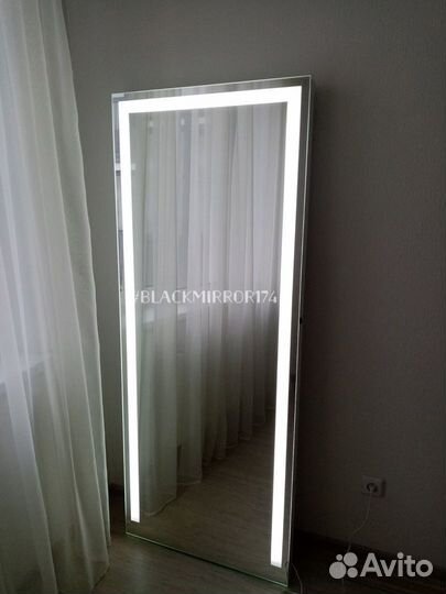 Зеркало с LED подсветкой напольно - навесное