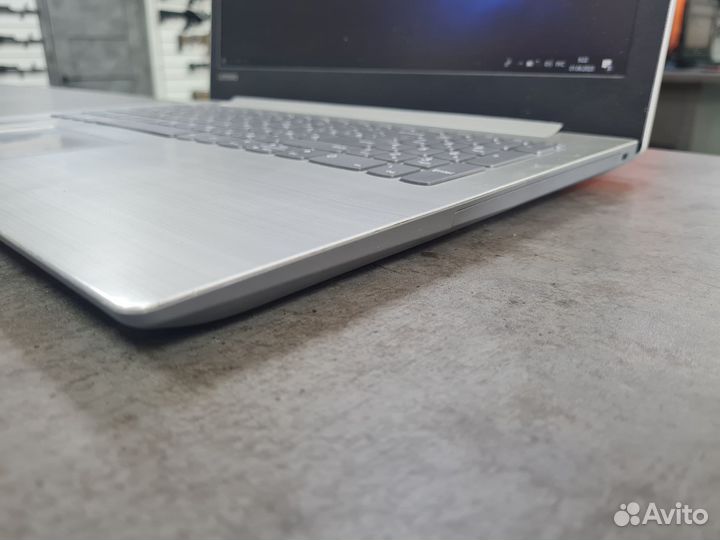 Ноутбук 15.6 Lenovo A10\ 6GB / R7 m440/ 1000 GB