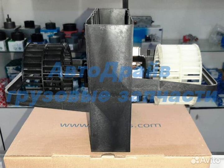 Моторчик печки грузовиков Ман