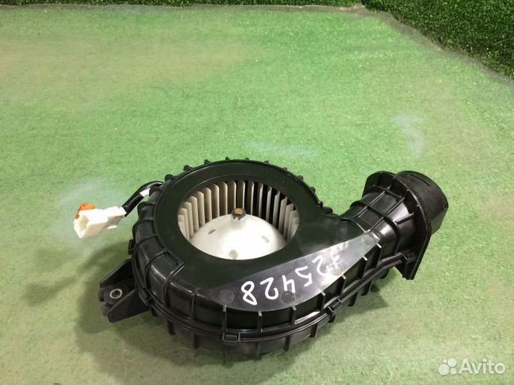 Мотор охлаждения батареи Honda Civic FD3