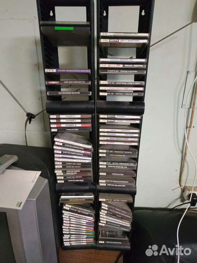 Cd диски, этажерки