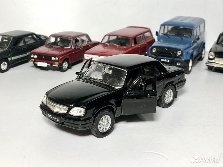 Модель автомобиля Волга 31105 1:43