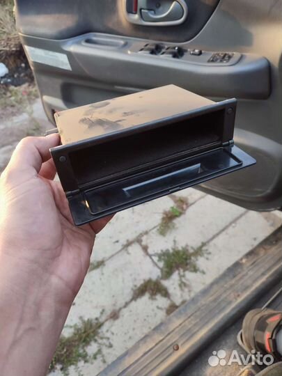 Бардачек для документов pajero sport 1