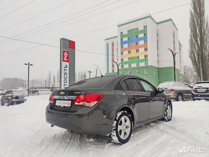 Chevrolet Cruze 1.8 AT, 2012, 186 209 км