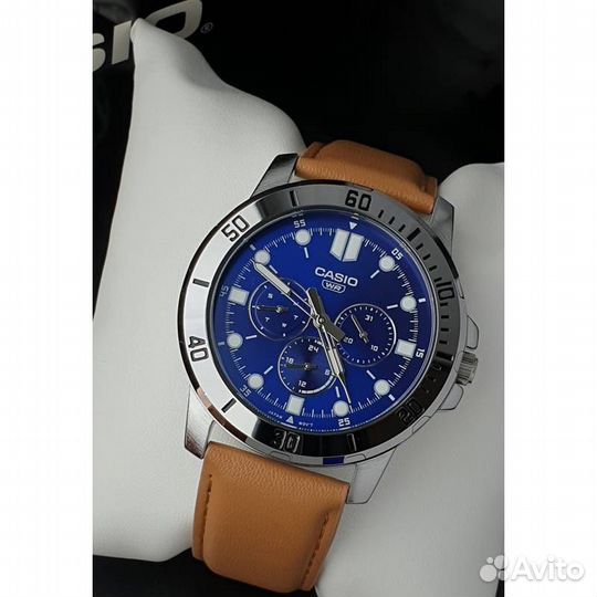 Новые мужские часы Casio MTP-VD300L-2E