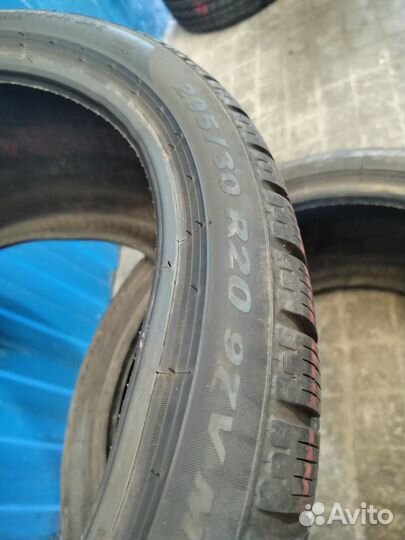 Pirelli Winter Sottozero 210 Serie II 295/30 R20 97V