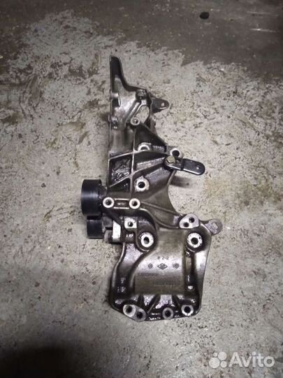 Кронштейн генератора рено логан меган 2 к4м