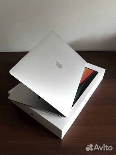 Apple macbook pro 16 2019 i7 16gb/512