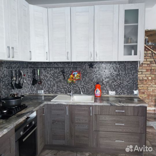 Продам угловой кухонный гарнитур
