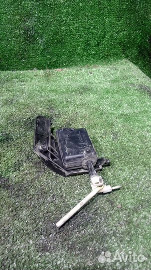 Сервопривод замка багажника Renault Megane