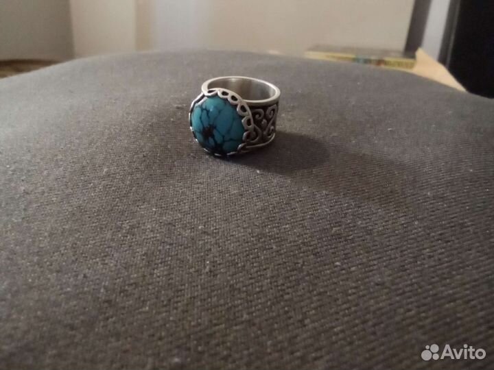 Серебряное кольцо