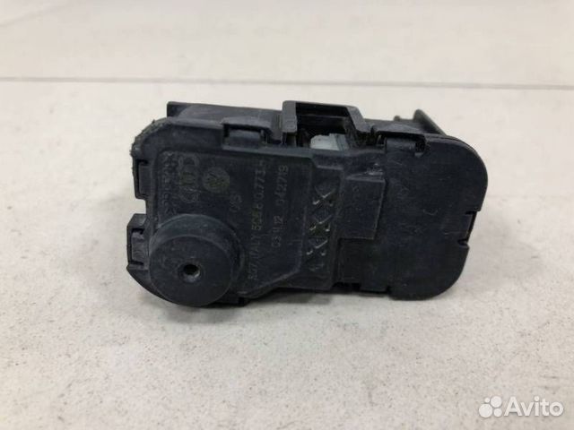 Активатор замка крышки бензобака Volkswagen Polo S