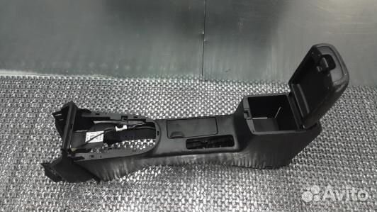 Подлокотник центральный nissan X-trail T31 (AOL07I