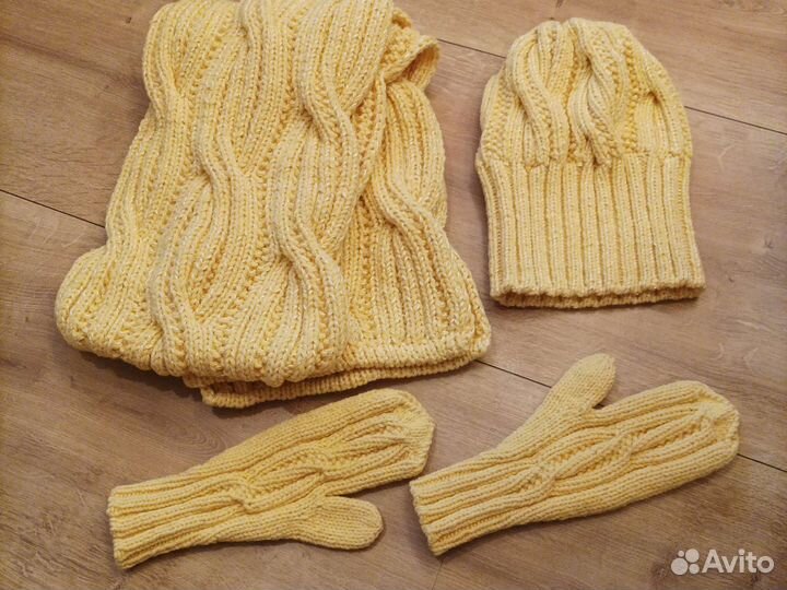 Вязанные комплекты ручной работы