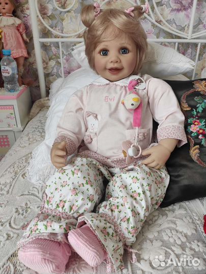 Коллекционная кукла